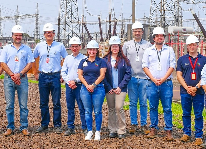 ITAIPU anima a las mujeres ingenieras a brillar y ser más protagonistas en su ámbito