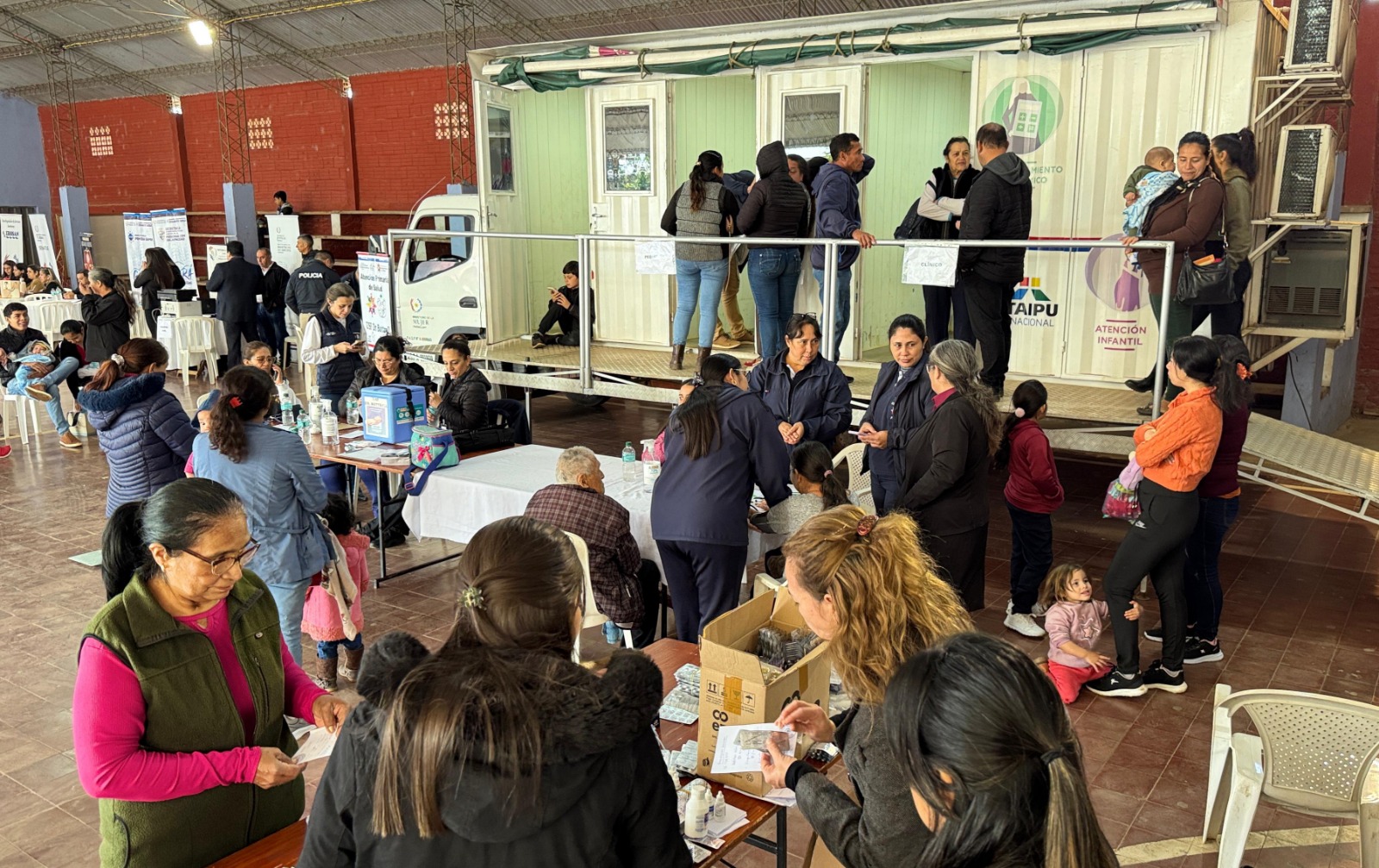 Ciudad Mujer Móvil llega a Guairá para brindar múltiples servicios con apoyo de ITAIPU