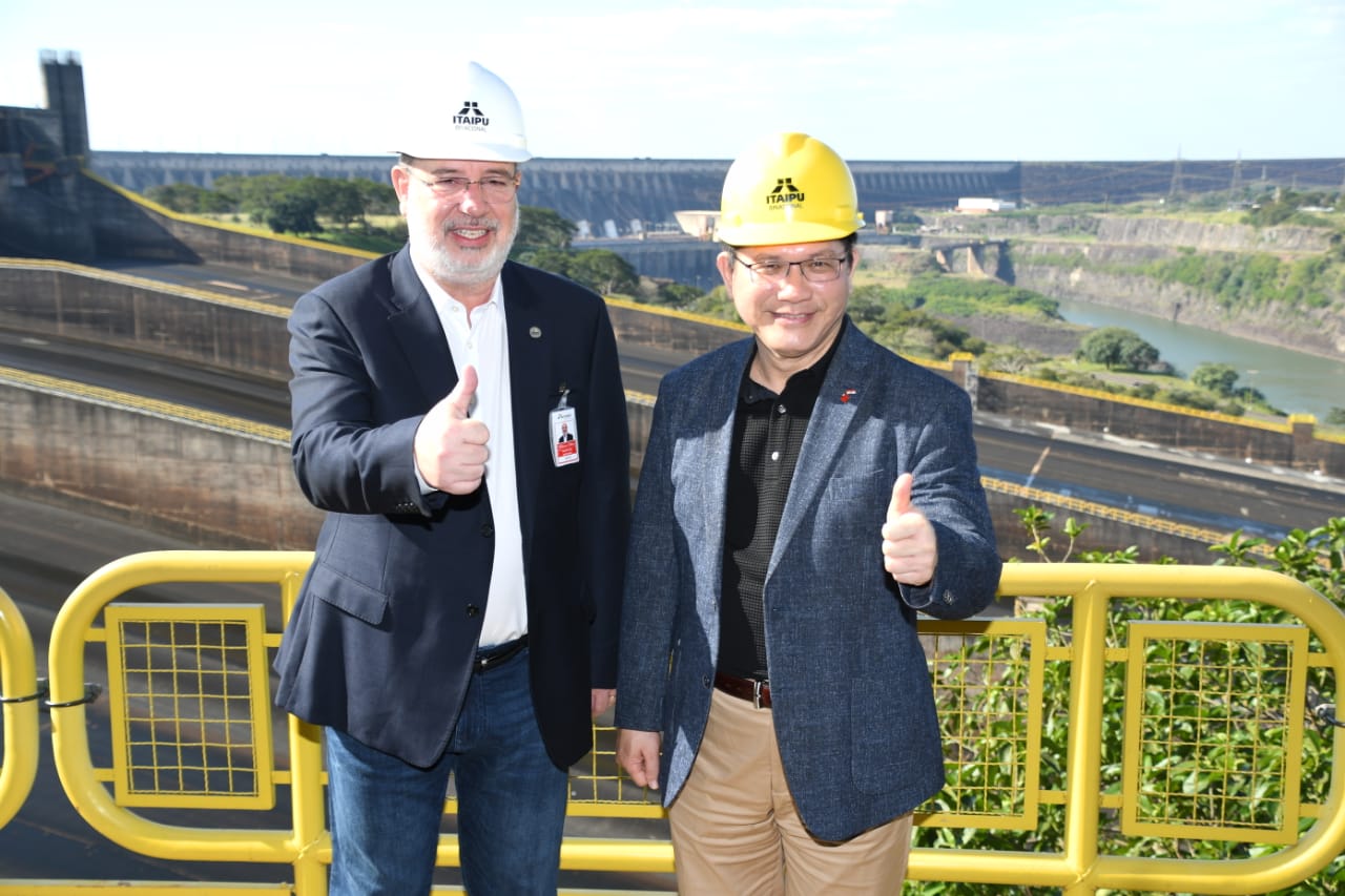 ITAIPU recibió visita oficial del canciller de Taiwán
