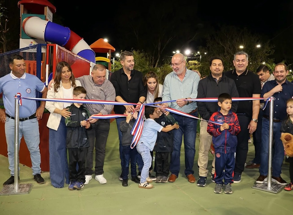 Habilitan mejoras realizadas en plaza céntrica de Pilar con aportes de ITAIPU