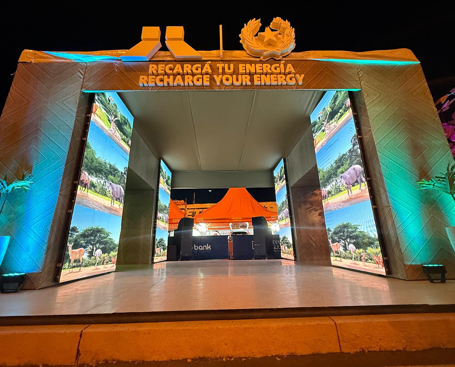 Aficionados del WRC Rally del Paraguay recargaron su energía en el stand de ITAIPU
