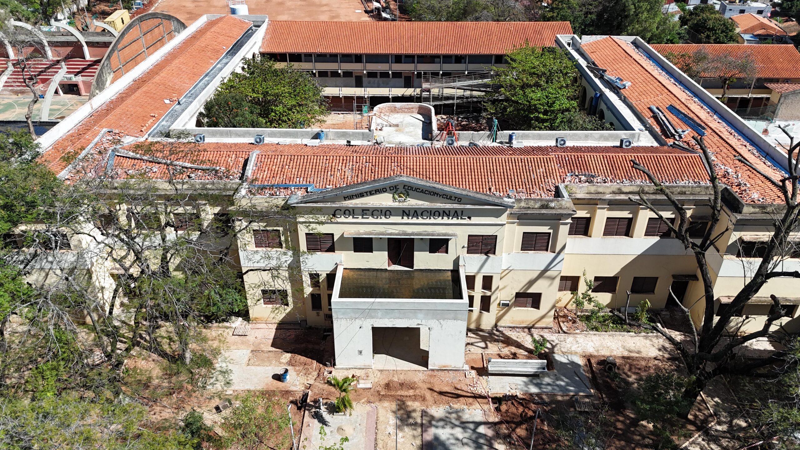 Obras del Colegio Nacional de la Capital registran avance del 35 % con respaldo de ITAIPU