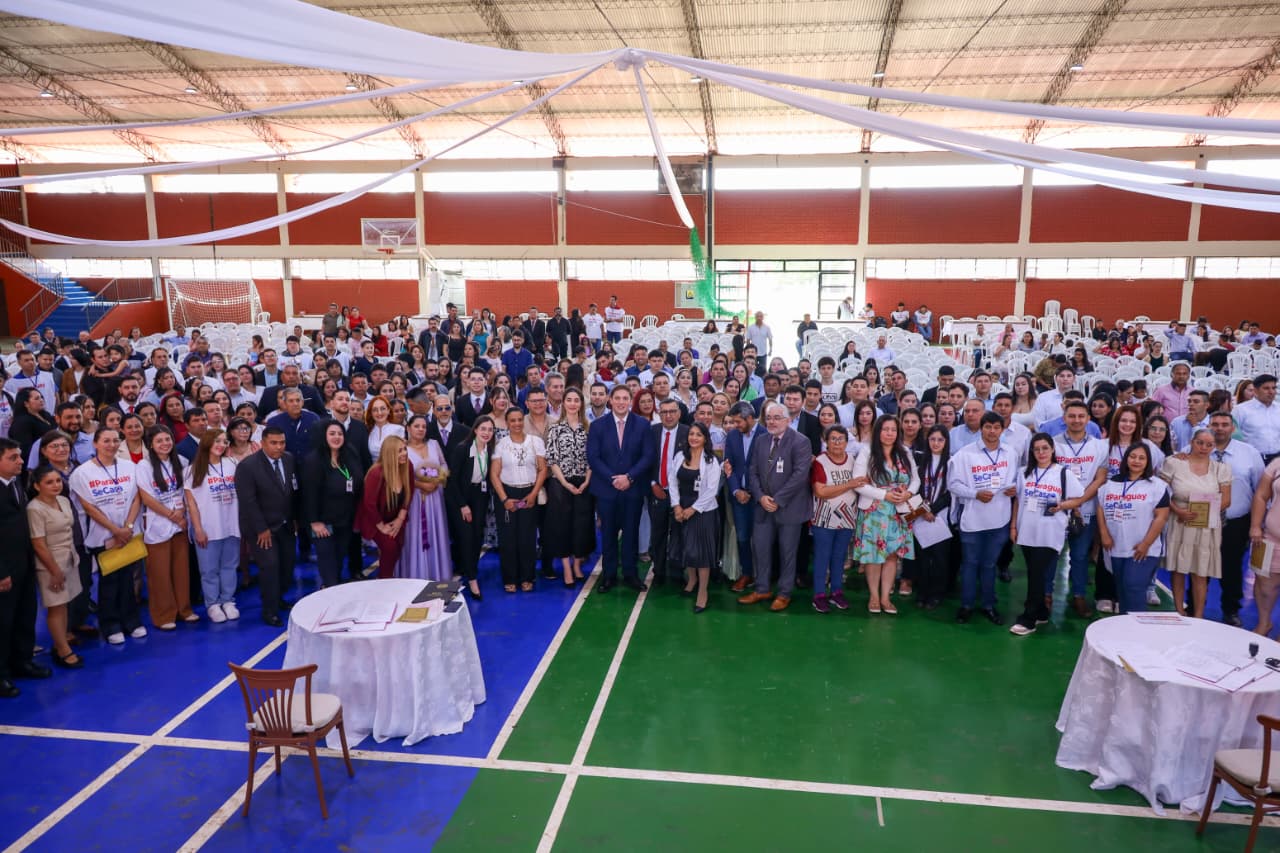 Celebran boda comunitaria en Ciudad del Este con el apoyo de ITAIPU