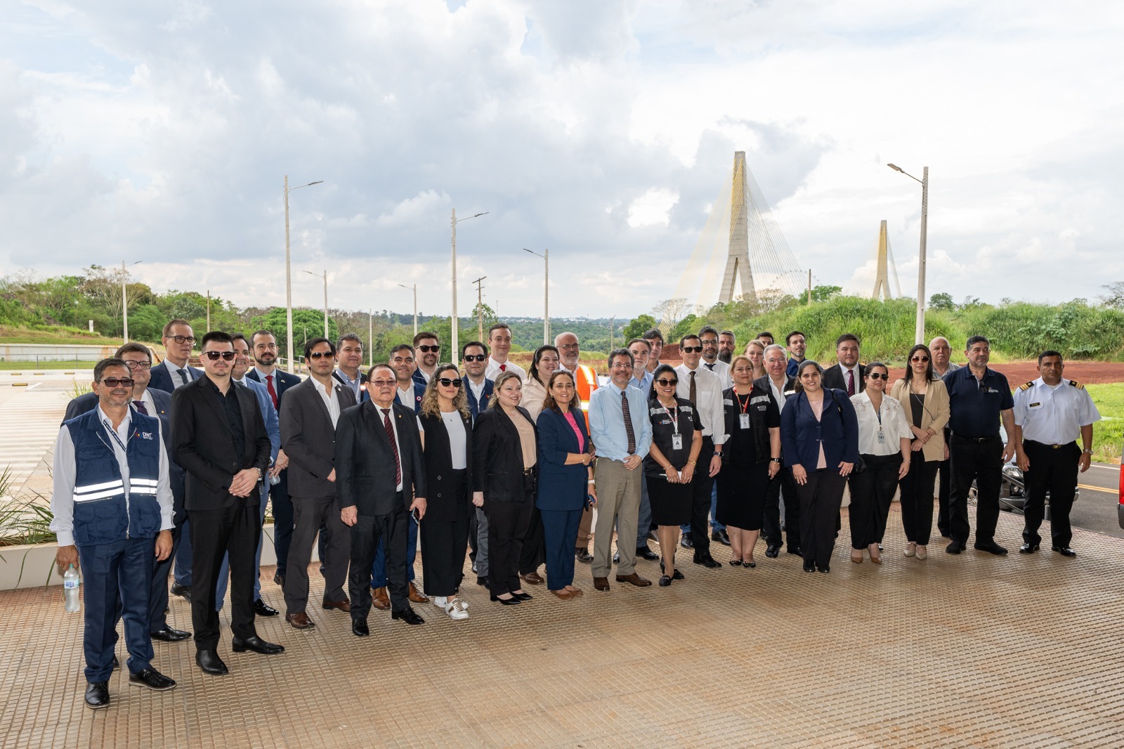 Comisión Mixta Paraguayo-Brasileña delinea acciones con miras a la habilitación del Puente de la Integración