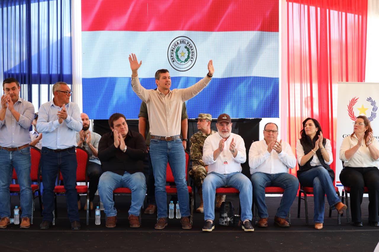 Gobierno impulsa obras viales en el departamento de Guairá, con financiamiento de ITAIPU