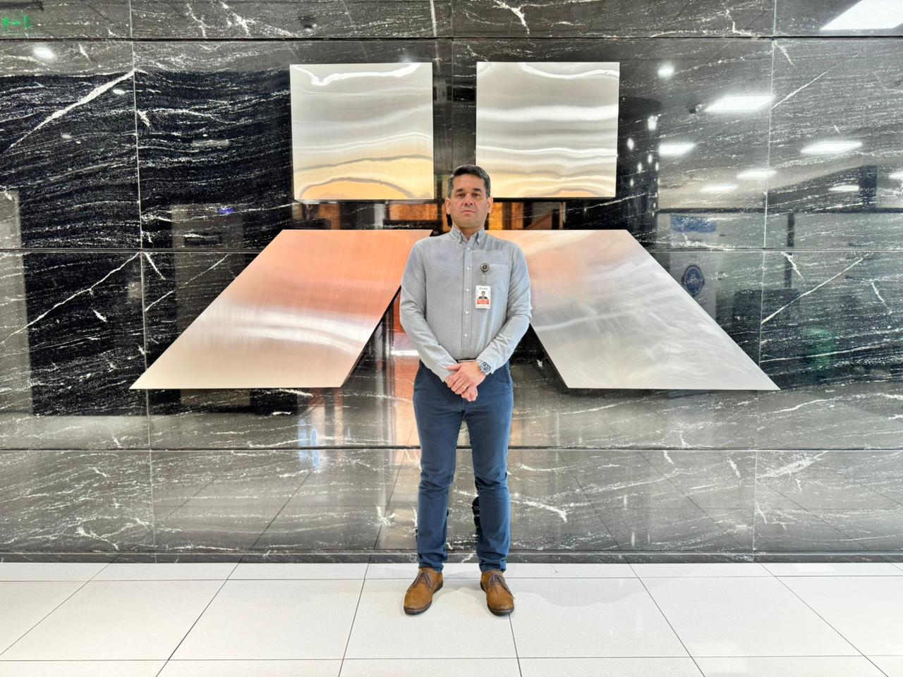 Profesional de ITAIPU obtuvo certificación de operador de mercado eléctrico en Brasil