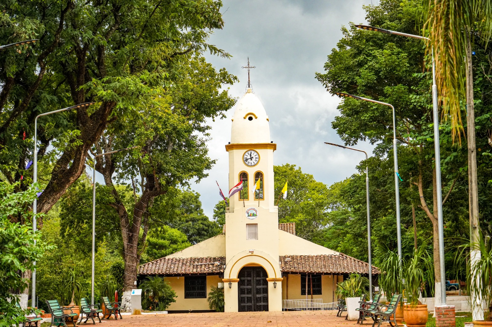 Se inició la restauración del templo Ñandejara Guasú con financiamiento de ITAIPU