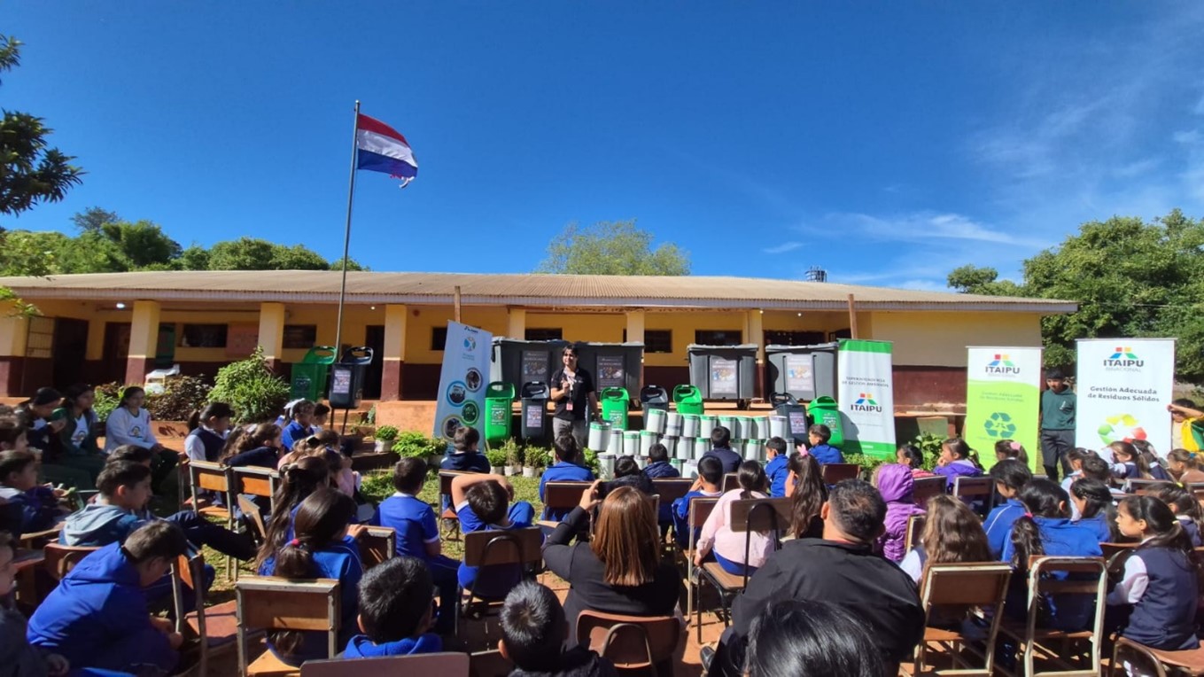 Binacional realiza jornadas de educación ambiental para cierre del periodo escolar 2025