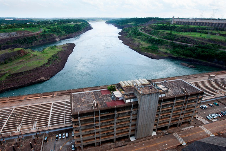 Edificio de Producción de la Central Hidroeléctrica ITAIPU cumplió 29 años de operaciones
