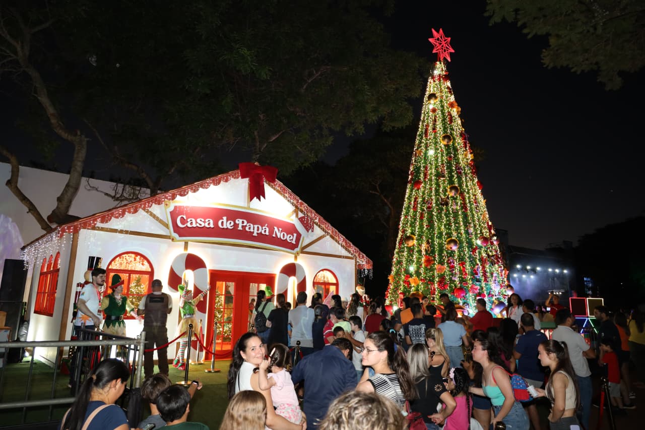 Casi 60.000 personas ya disfrutaron de la Villa Navideña de ITAIPU al cierre de la cuarta jornada