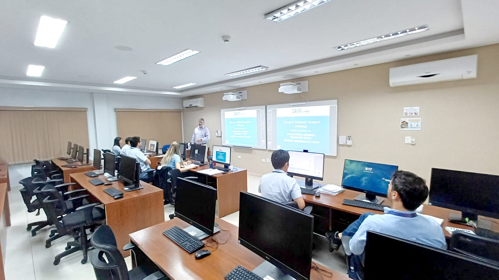 Técnicos de ITAIPU se capacitan en modelación del transporte de sedimentos