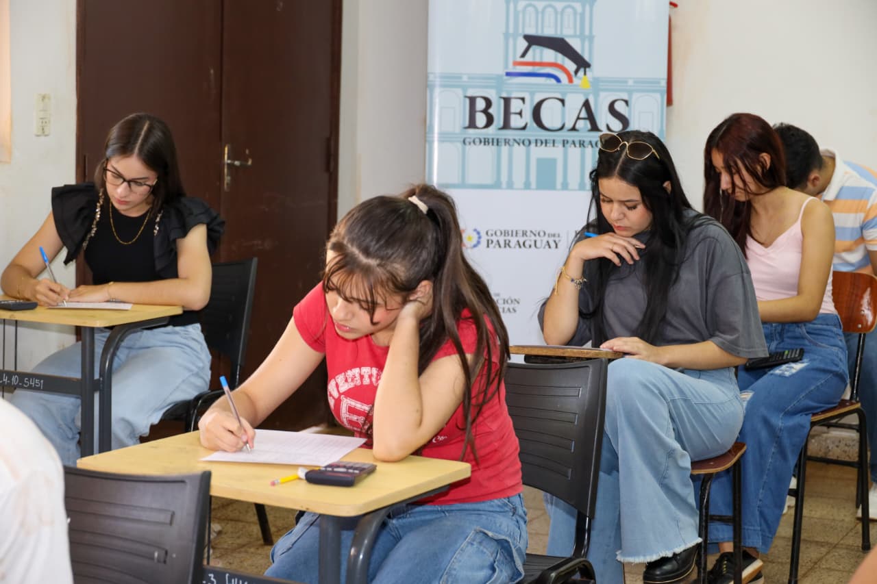 Plazo de revisión del examen de Becas Gobierno del Paraguay se extiende hasta el mediodía de mañana