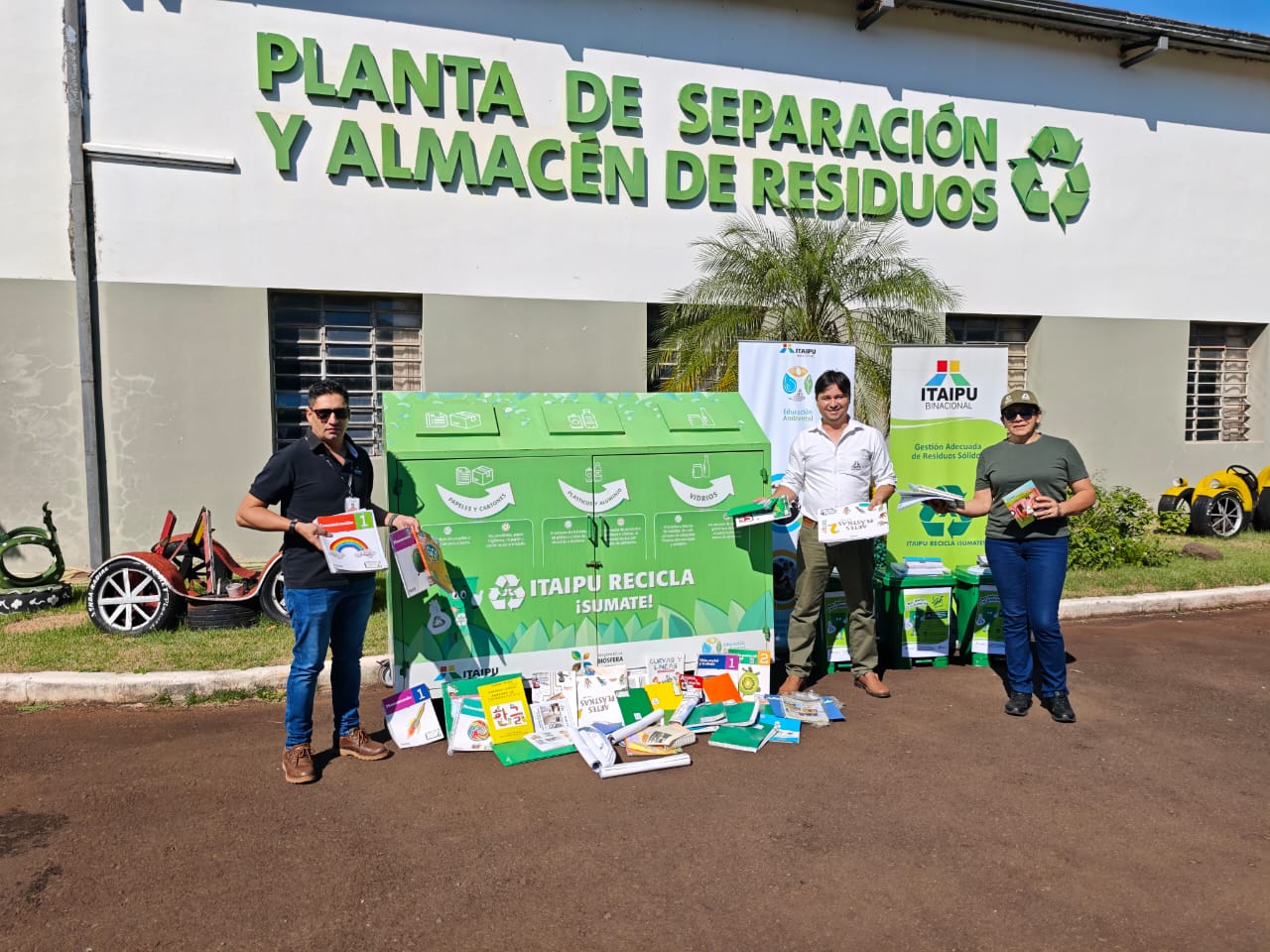 Binacional se une a la campaña «Hagamos algo útil 2026» para el reciclaje de materiales escolares