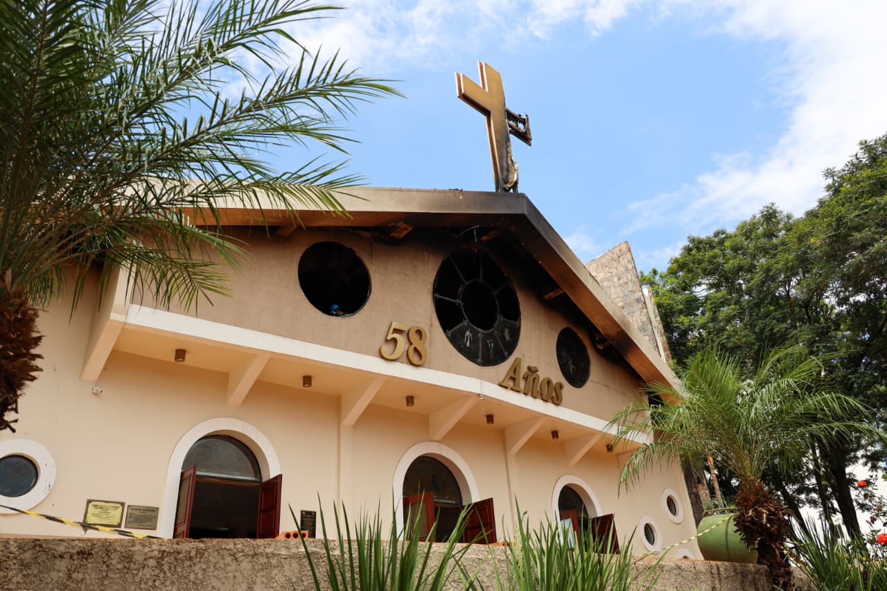 Técnicos de ITAIPU avanzan con diagnóstico de daños estructurales de la Catedral San Blas de CDE