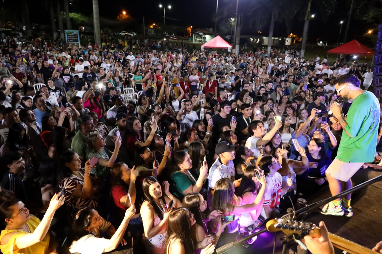Miles de personas disfrutaron en el cierre del Finde de Verano 2026 de ITAIPU en Alto Paraná