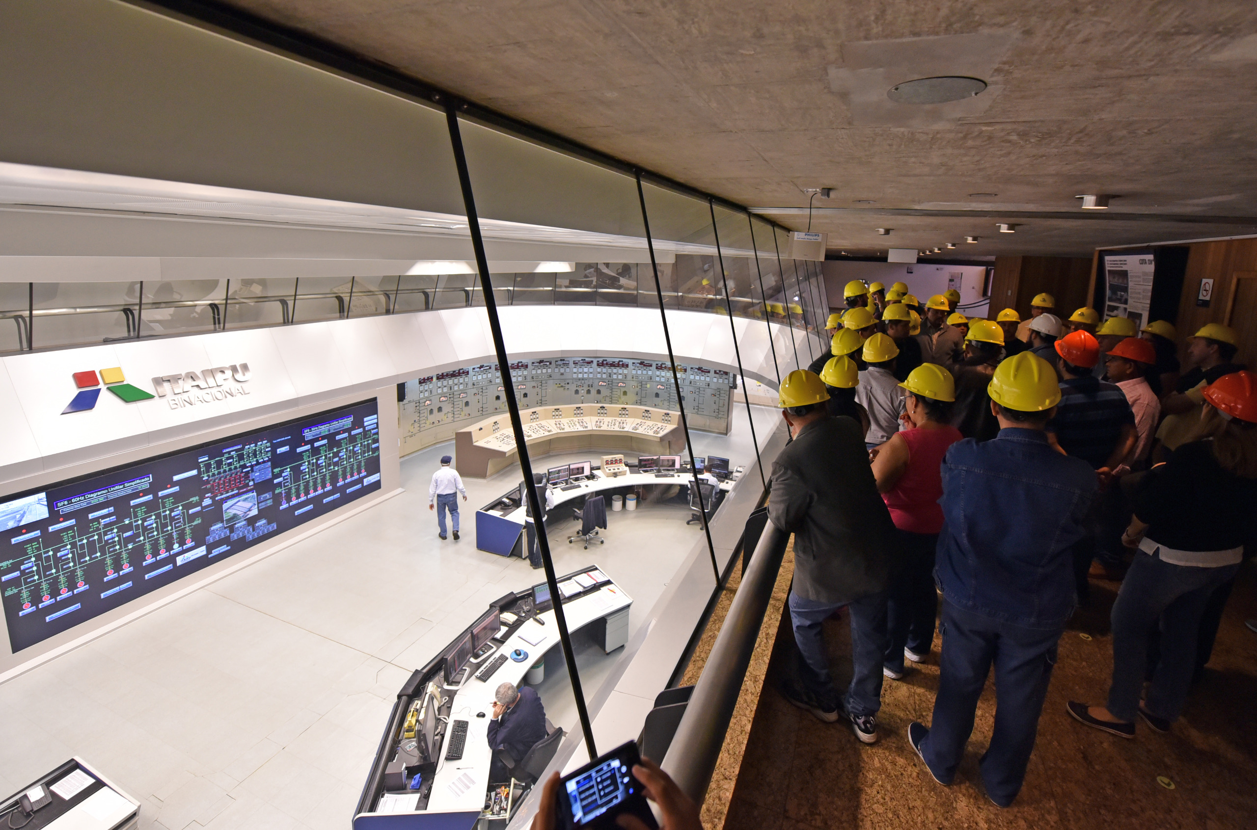 ITAIPU se consolida como principal atractivo turístico durante feriados largos en el ranking de la Senatur
