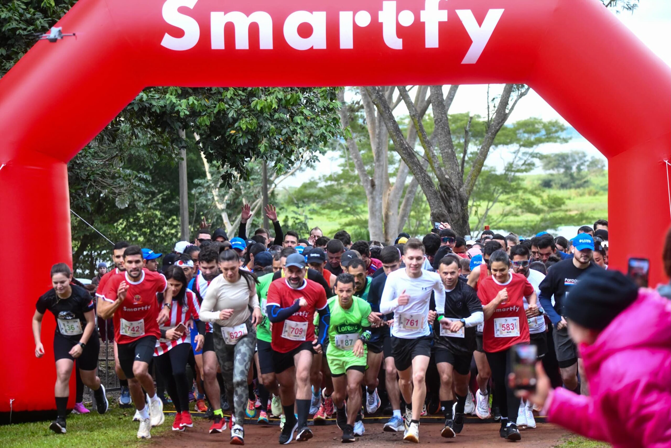 Binacional respaldó la corrida “Trail Running” en el Refugio Biológico de Mbaracayú