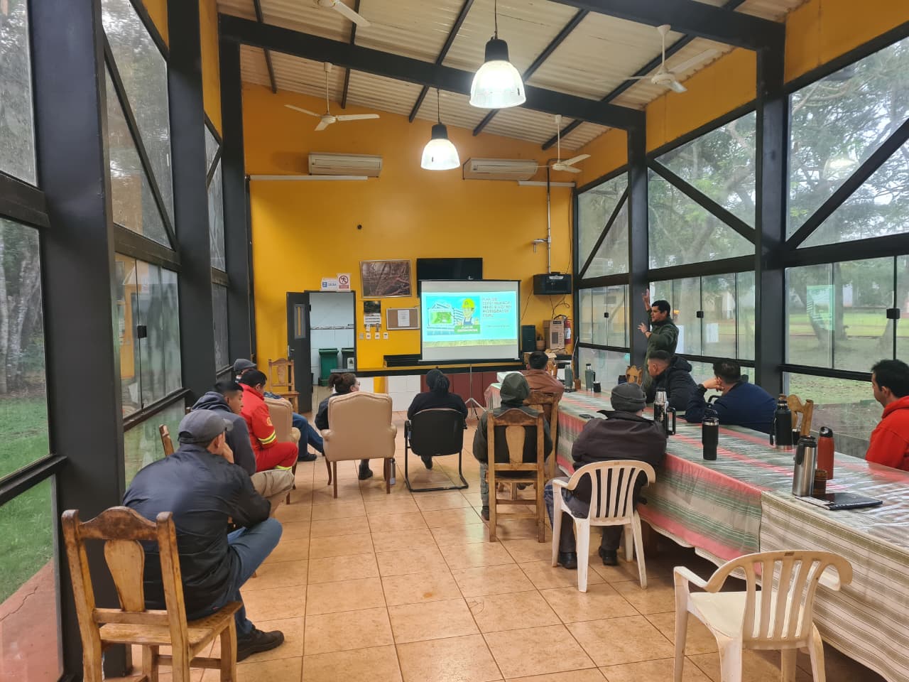 Trabajadores de la Reserva Natural Pikyry recibieron capacitación en protocolo de contingencias