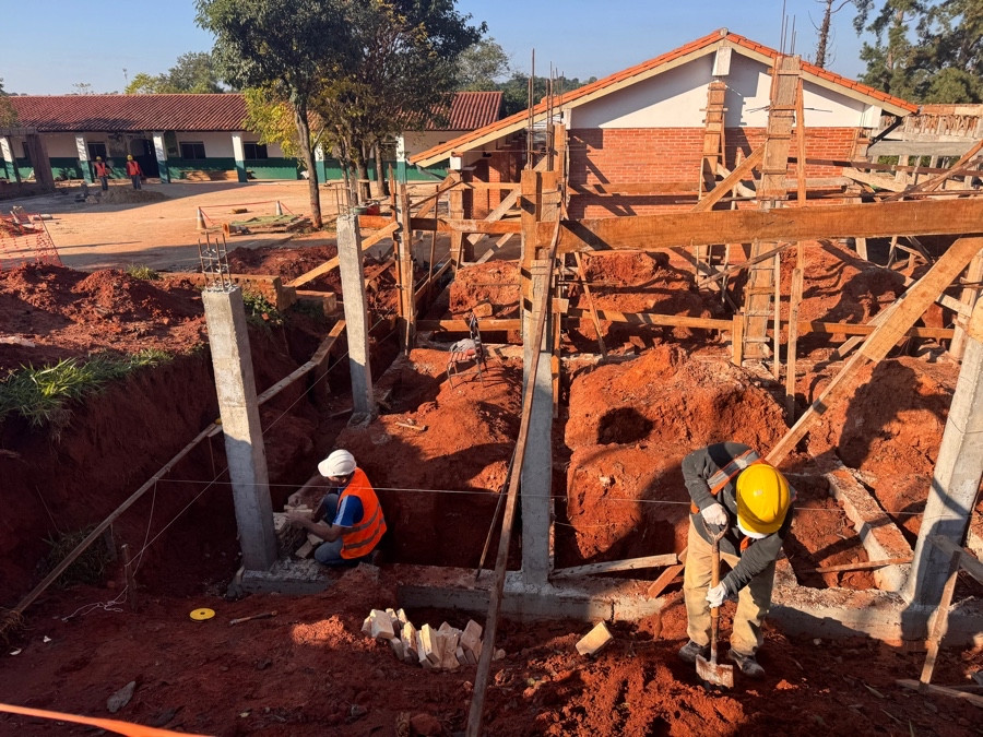 Avanza construcción de centros educativos modelo en Guairá y Caaguazú, con apoyo de ITAIPU