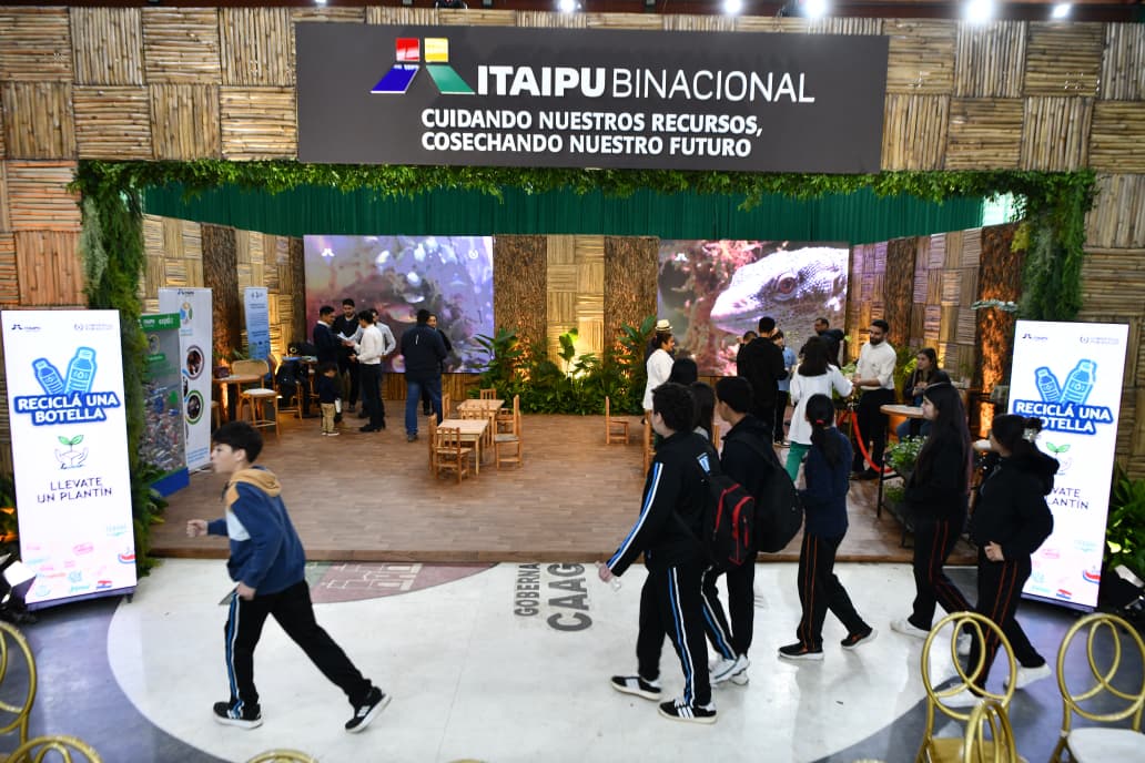ITAIPU da a conocer sus acciones para proteger la biodiversidad en la 12ª Expo Feria Ambiental de Caaguazú