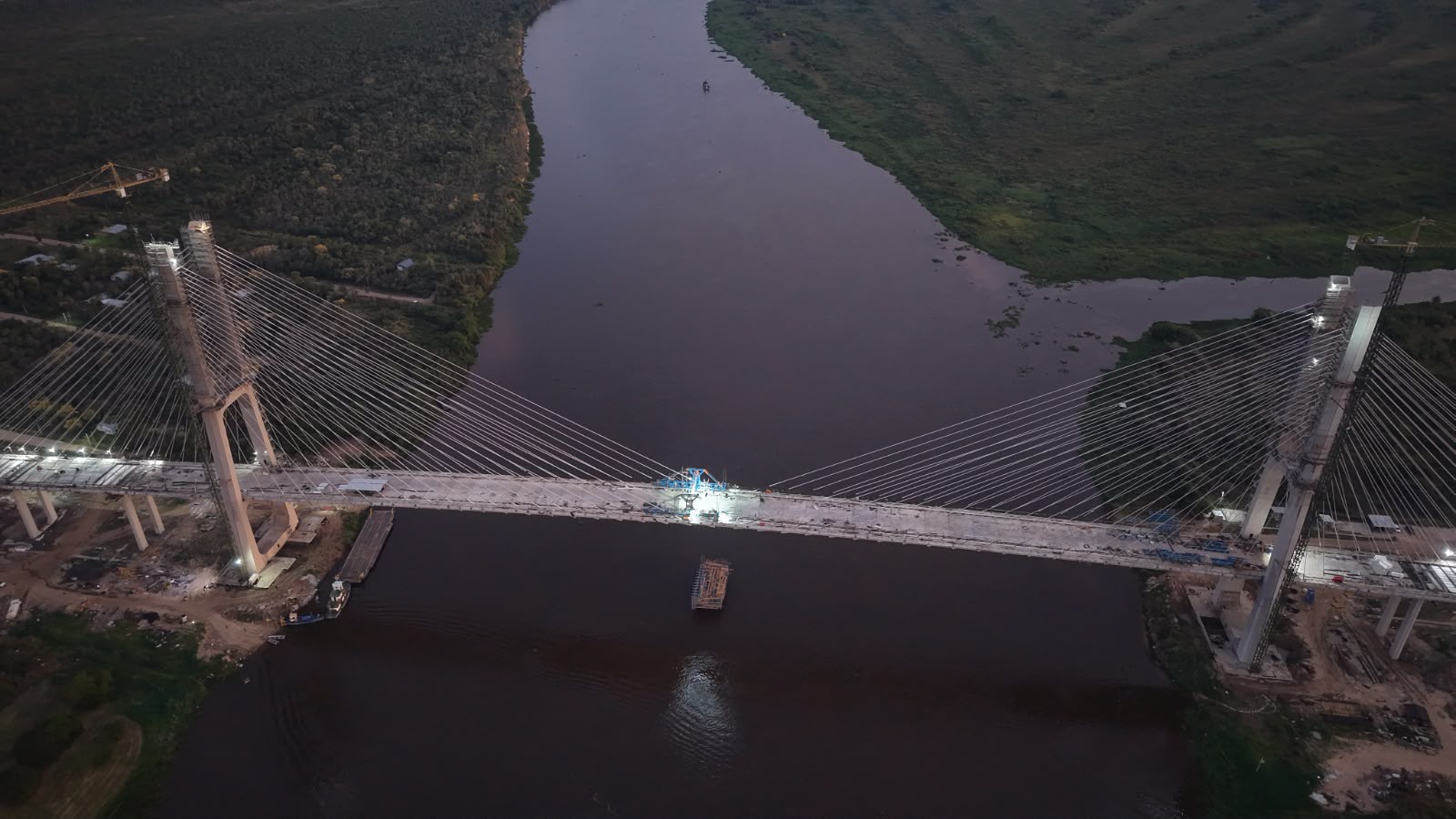 Avanzan los trabajos para la culminación del Puente de la Bioceánica, construido con recursos de ITAIPU