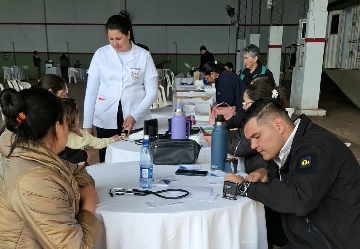 Ciudad Mujer Móvil brindó más de 1.500 servicios gratuitos en Caazapá con apoyo logístico de ITAIPU
