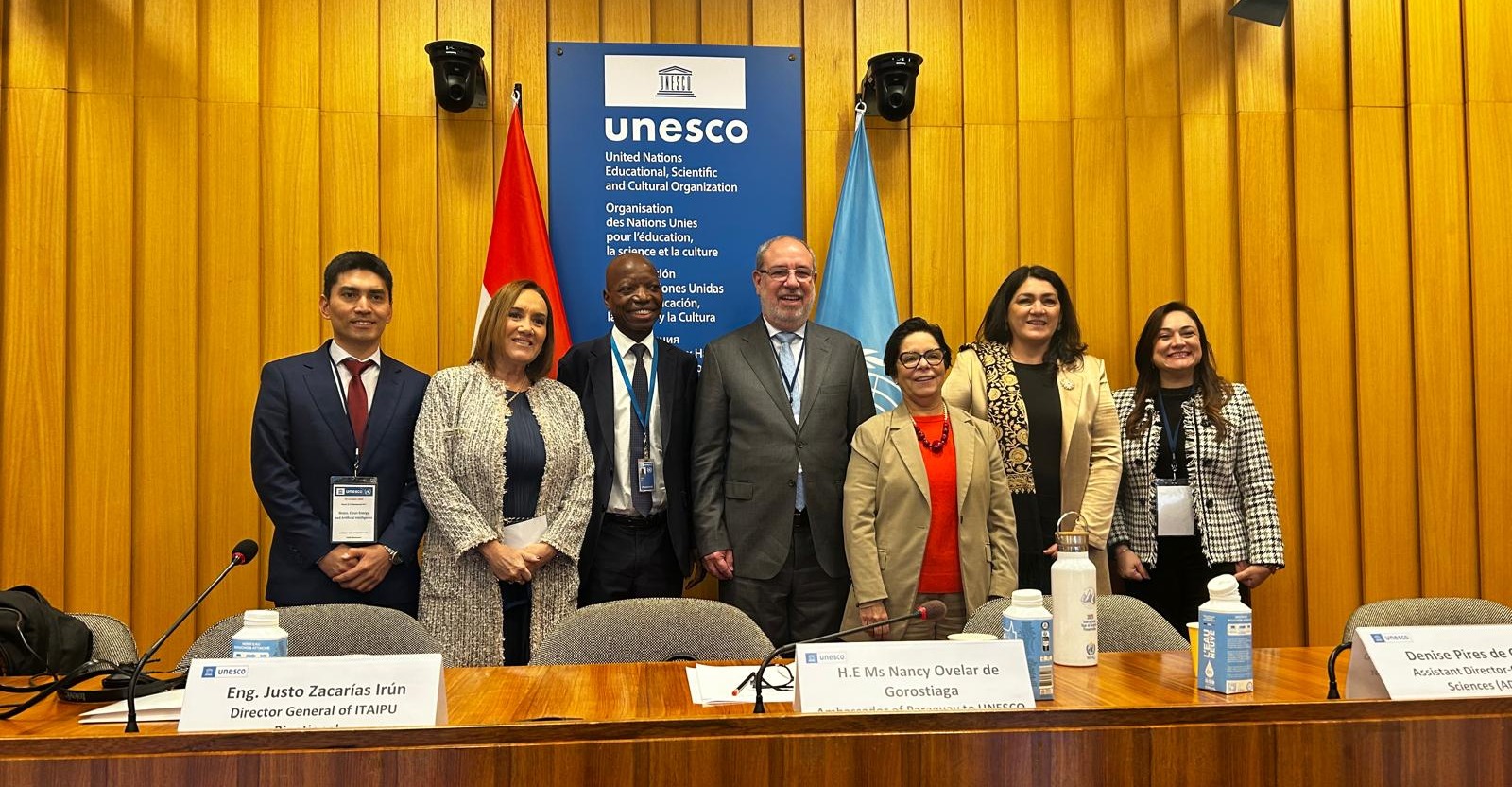 Director general de ITAIPU expuso sobre la generación hidroeléctrica de Paraguay en coloquio de la UNESCO