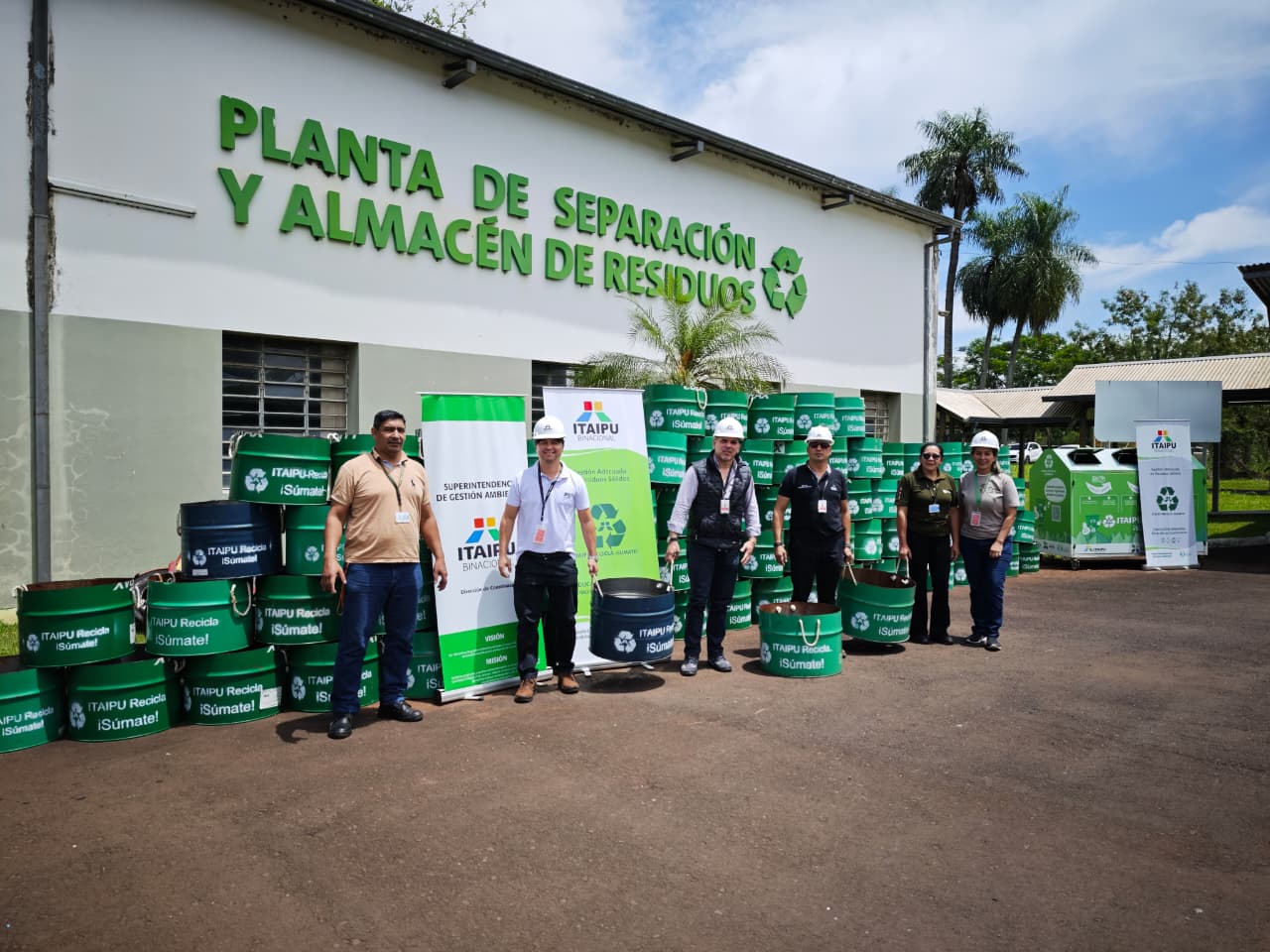 ITAIPU transforma tambores metálicos en contenedores y promueve una gestión sostenible de los residuos